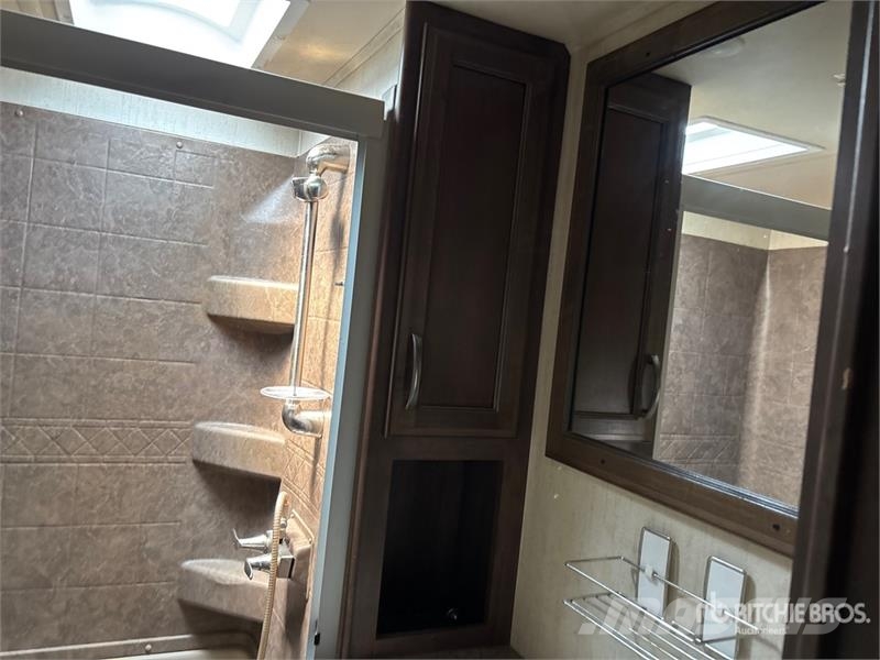 Forest River Sand Piper 42 ft 2 in T/A Travel Trailer Други ремаркета