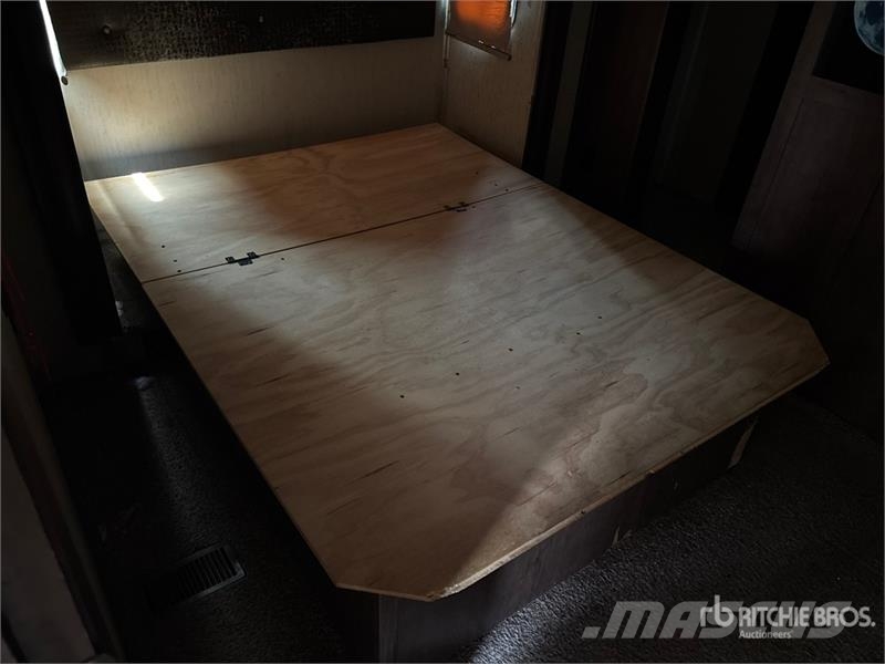 Forest River Sand Piper 42 ft 2 in T/A Travel Trailer Други ремаркета