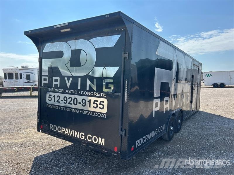 Forest River TXVHW8.524TA3 24 ft T/A Enclosed Trailer Furgoonhaagised