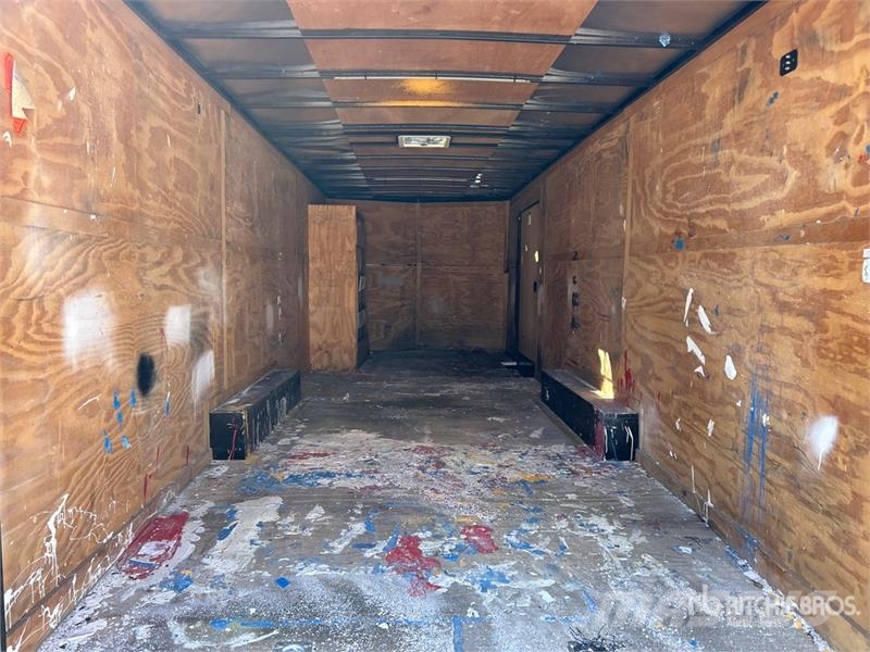 Forest River TXVHW8.524TA3 24 ft T/A Enclosed Trailer Furgoonhaagised