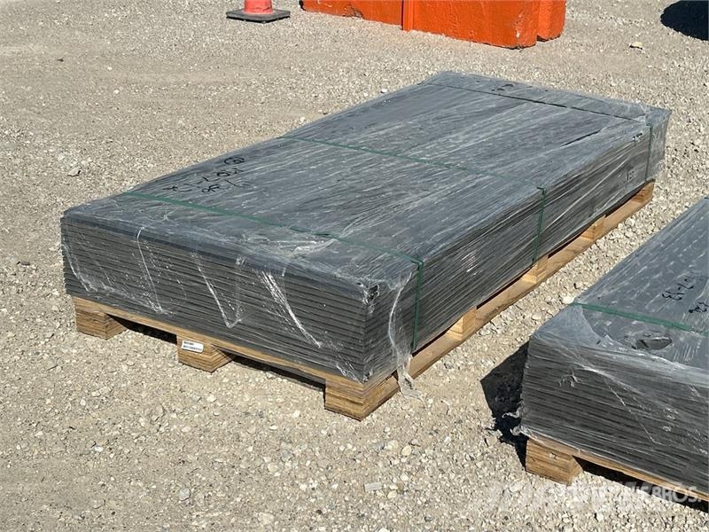 FPM Quantity of (15) 41 in x 94 in Ground Protection M 鑽孔設備配件和備件