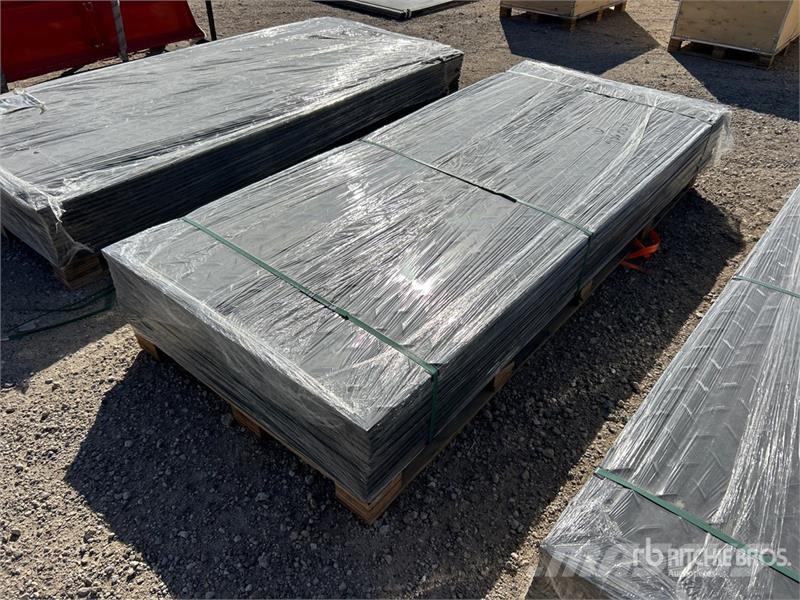 FPM Quantity of (15) 41 in x 94 in Ground Protection M 鑽孔設備配件和備件