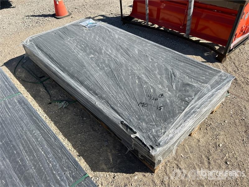 FPM Quantity of (15) 41 in x 94 in Ground Protection M 鑽孔設備配件和備件