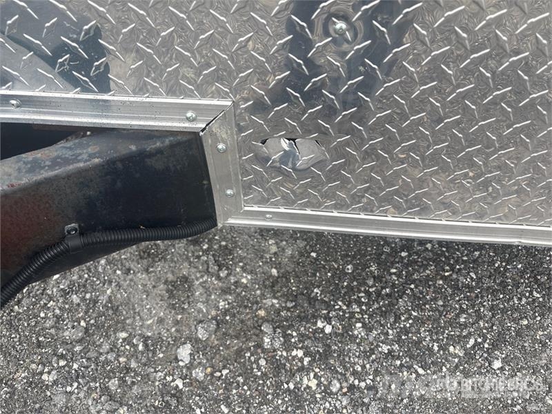 Freedom 25 ft T/A Enclosed Trailer 箱體拖車