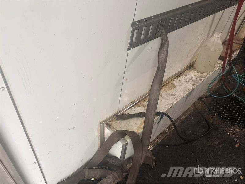 Freedom 25 ft T/A Enclosed Trailer 箱體拖車