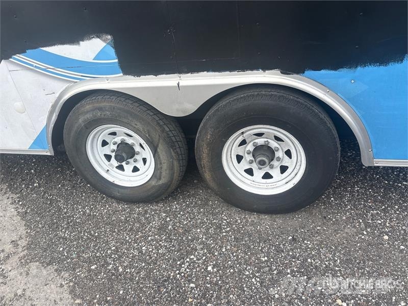 Freedom 25 ft T/A Enclosed Trailer 箱體拖車