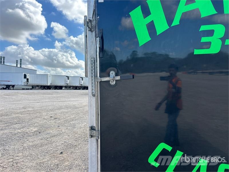  Freedom 8.5x44TTA4G 44 ft Tri/A Gooseneck Enclosed Furgons