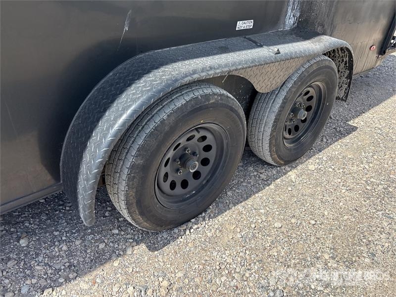 Freedom trailers 16 ft T/A Enclosed Trailer Dobozos pótkocsik