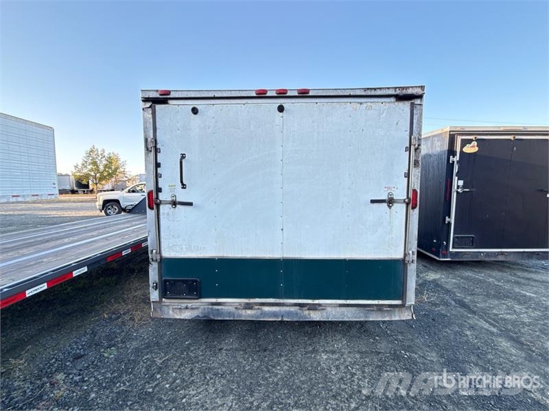  Freedom trailers 20 ft T/A Enclosed Trailer Remorque Fourgon