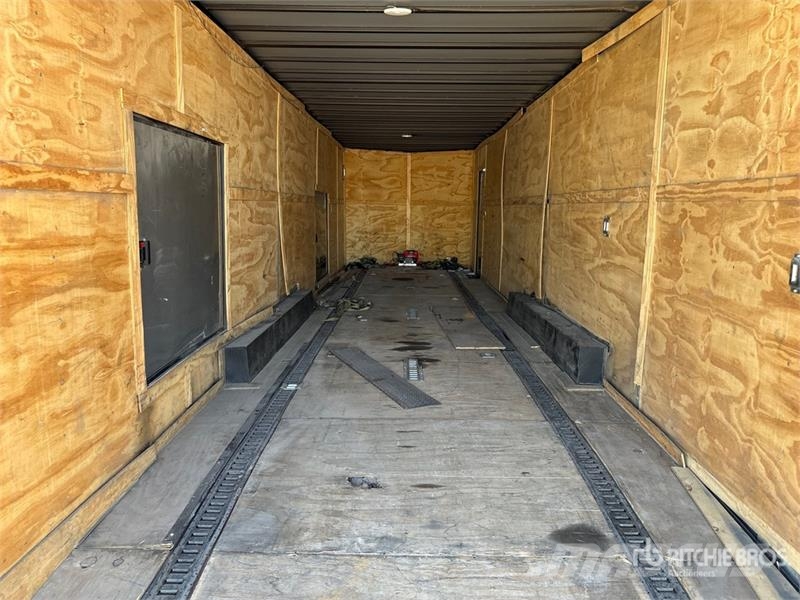  Freedom trailers 41 ft Tri/A Enclosed Trailer Прицепы-фургоны