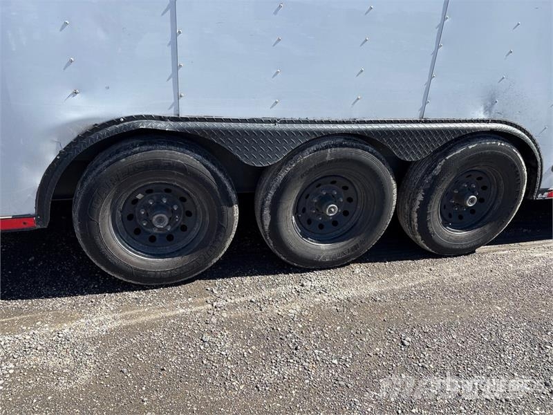  Freedom trailers 41 ft Tri/A Enclosed Trailer Прицепы-фургоны