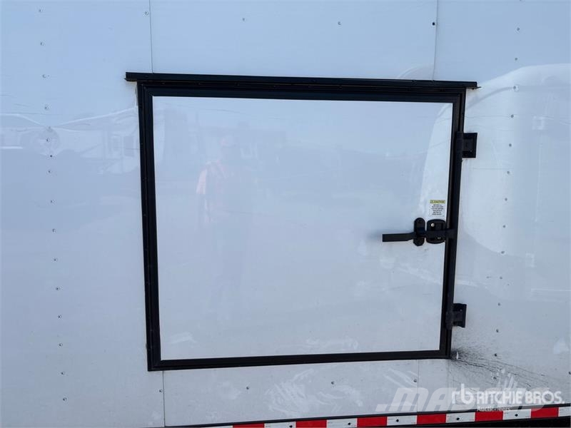  Freedom trailers 41 ft Tri/A Enclosed Trailer Прицепы-фургоны