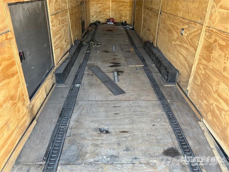  Freedom trailers 41 ft Tri/A Enclosed Trailer Прицепы-фургоны
