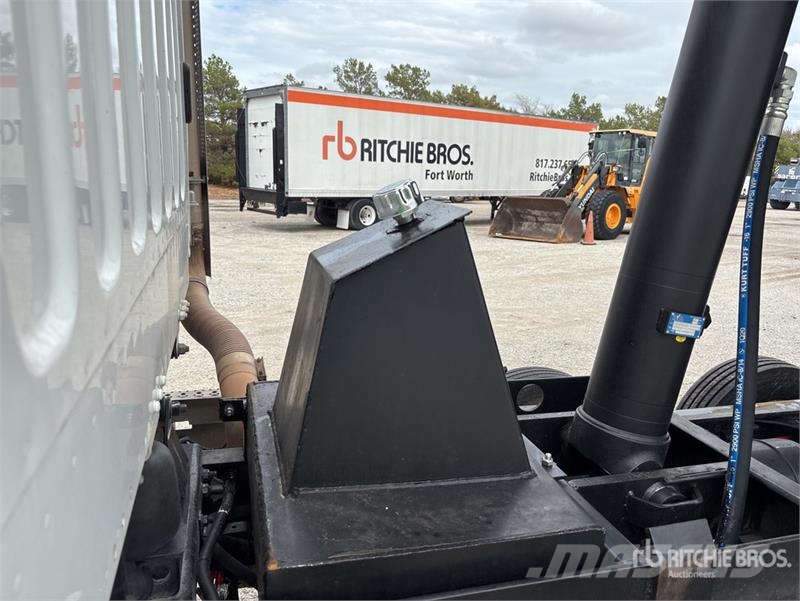 Freightliner 108SD 10x4 Quad/A Dump Truck Tipper trucks