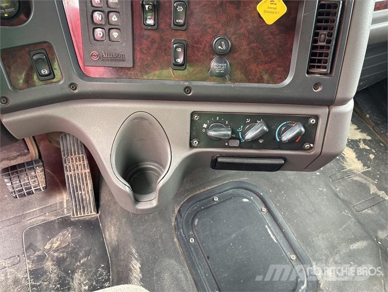 Freightliner 108SD 10x4 Quad/A Dump Truck Tipper trucks
