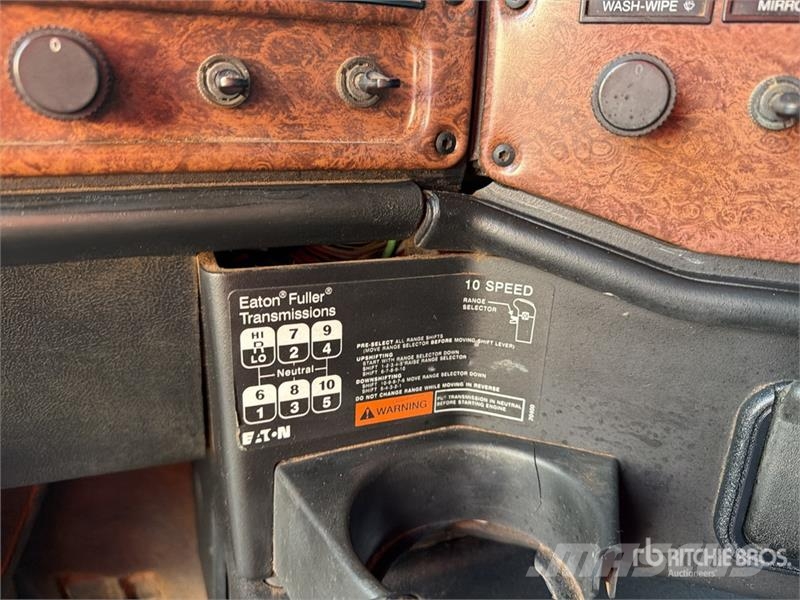 Freightliner 108SD 6x4 T/A Dump Truck Kiperi kamioni
