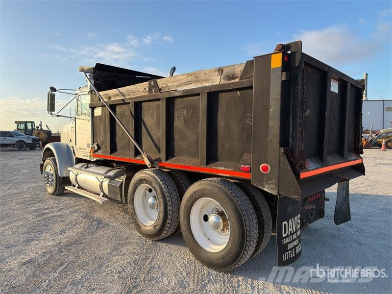 Freightliner 108SD 6x4 T/A Dump Truck Kiperi kamioni