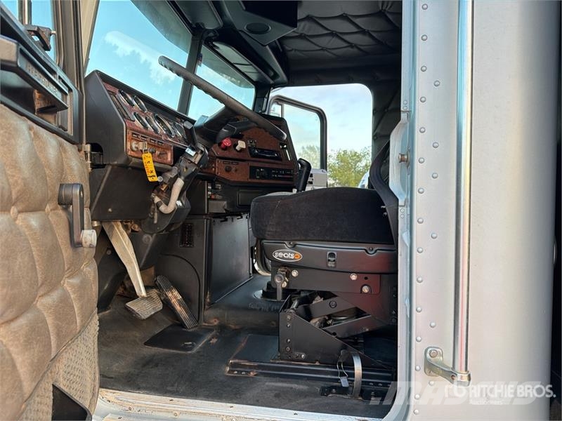 Freightliner 108SD 6x4 T/A Dump Truck Kiperi kamioni