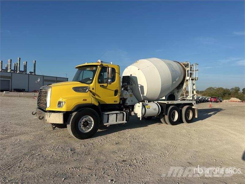 Freightliner 114 SD 6x4 Mixer Truck Betonmischer
