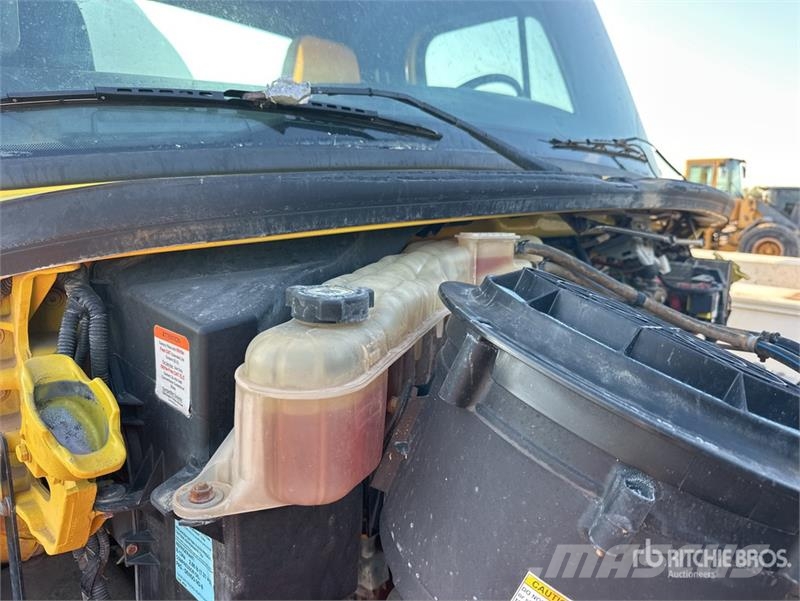 Freightliner 114 SD 6x4 Mixer Truck Betonmischer
