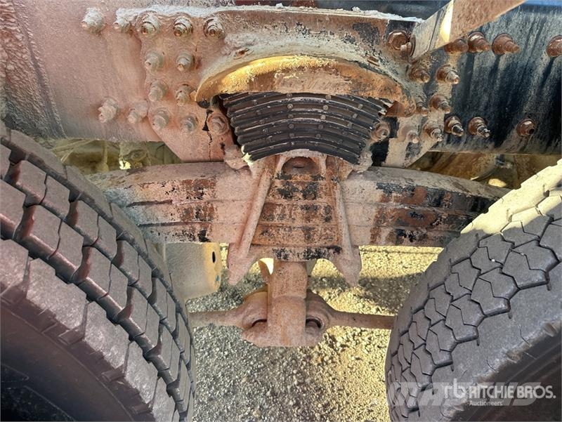 Freightliner 114 SD 6x4 Mixer Truck Betonmischer