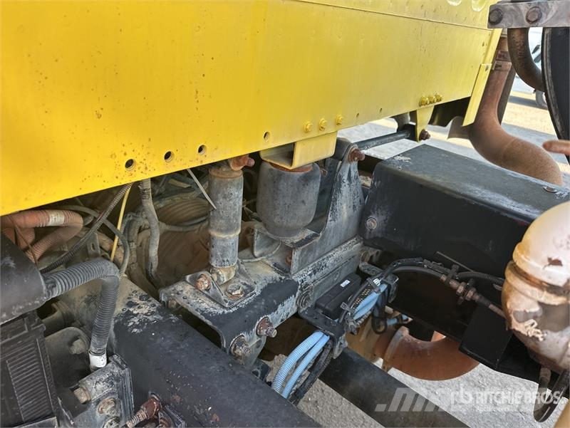 Freightliner 114 SD 6x4 Mixer Truck Betonmischer