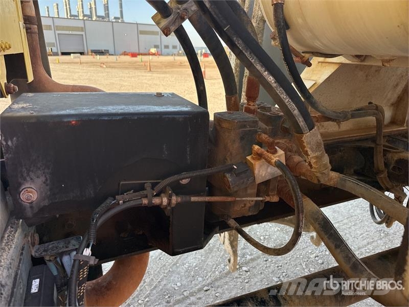 Freightliner 114 SD 6x4 Mixer Truck Betonmischer