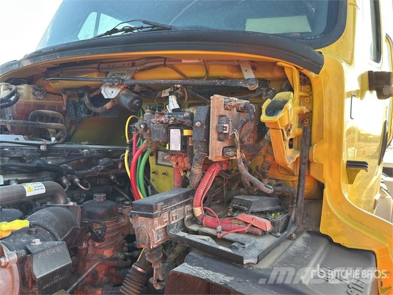 Freightliner 114 SD 6x4 Mixer Truck Betonmischer