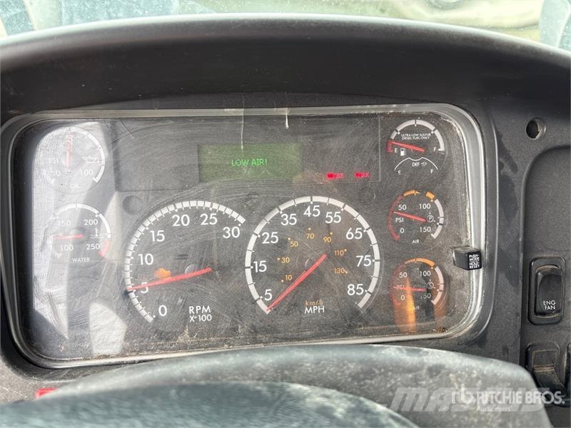 Freightliner 114SD Kombi vozila/ vakum kamioni