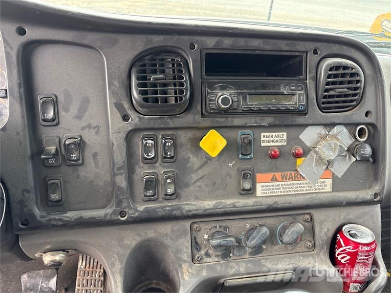 Freightliner 114SD Kombi vozila/ vakum kamioni