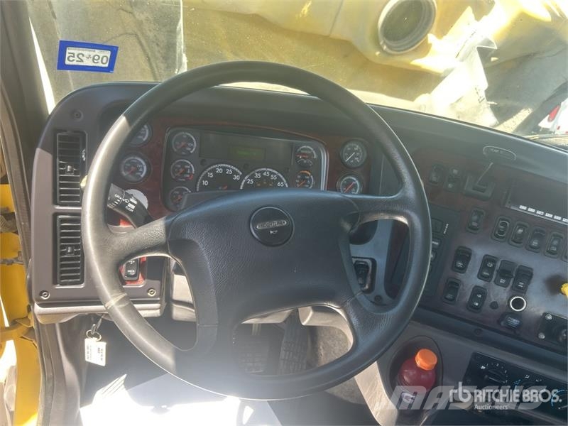 Freightliner 114SD 10x4 Mixer Truck Caminhões de concreto