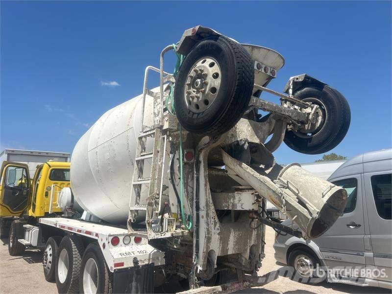 Freightliner 114SD 10x4 Mixer Truck Caminhões de concreto