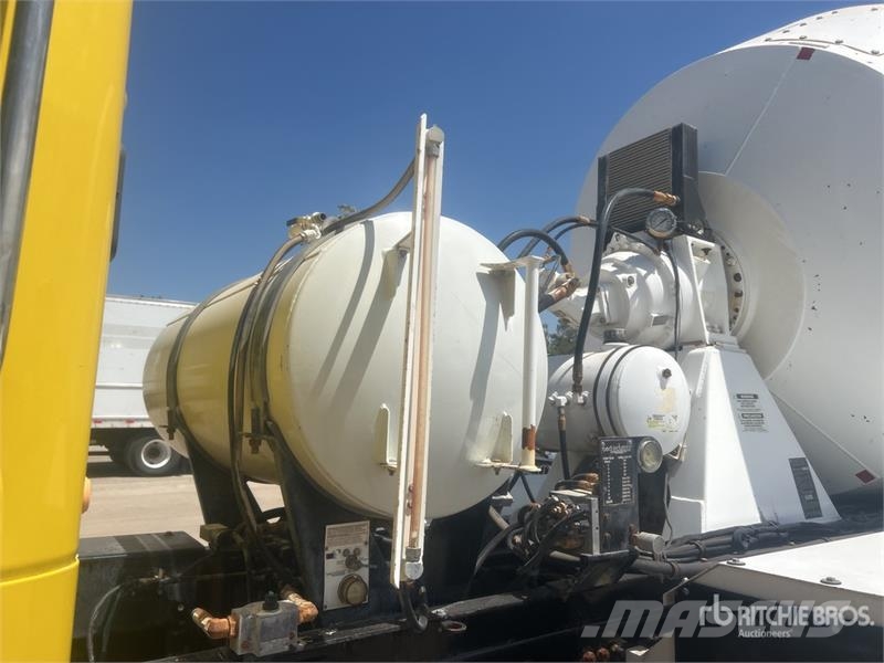 Freightliner 114SD 10x4 Mixer Truck Caminhões de concreto