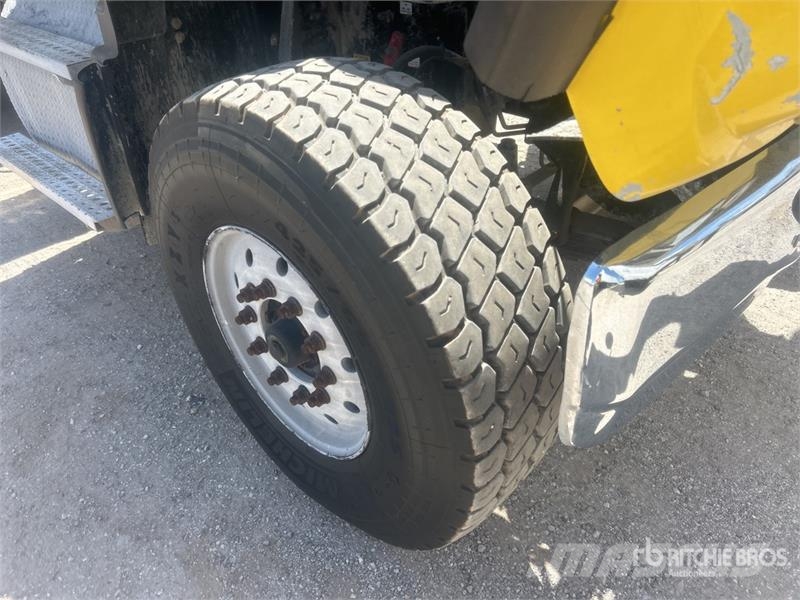 Freightliner 114SD 10x4 Mixer Truck Caminhões de concreto