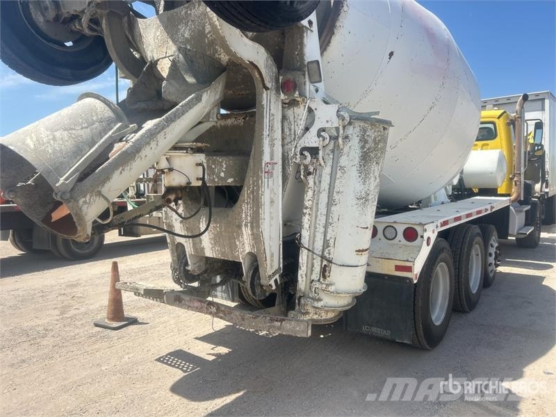Freightliner 114SD 10x4 Mixer Truck Caminhões de concreto