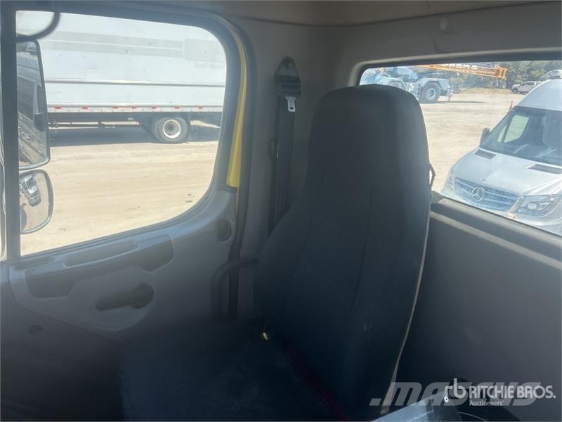 Freightliner 114SD 10x4 Mixer Truck Caminhões de concreto