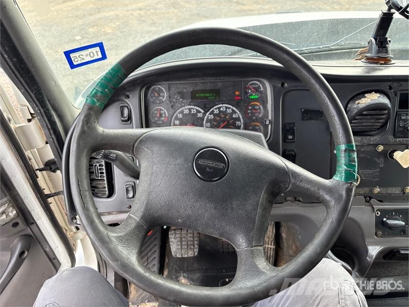 Freightliner 114SD 6x4 Roll-Off Truck Komunalni tovornjaki