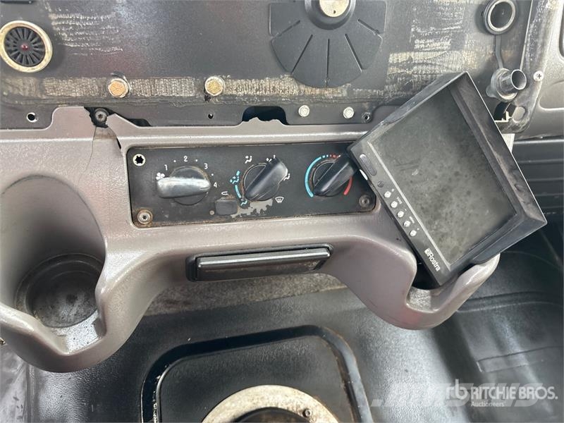 Freightliner 114SD 6x4 Roll-Off Truck Komunalni tovornjaki