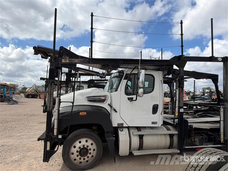 Freightliner 114SD 6x4 6x4 Car Carrier Truck Evakuatori