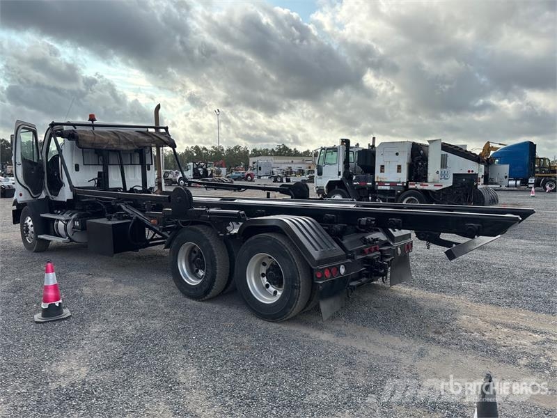 Freightliner 114SD 6x4 Roll-Off Truck Komunalni tovornjaki