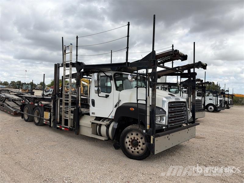 Freightliner 114SD 6x4 6x4 Car Carrier Truck Evakuatori