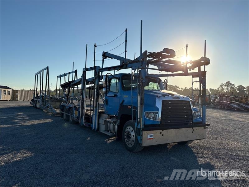 Freightliner 114SD 6x4 Car Carrier Truck Camiones portacoches