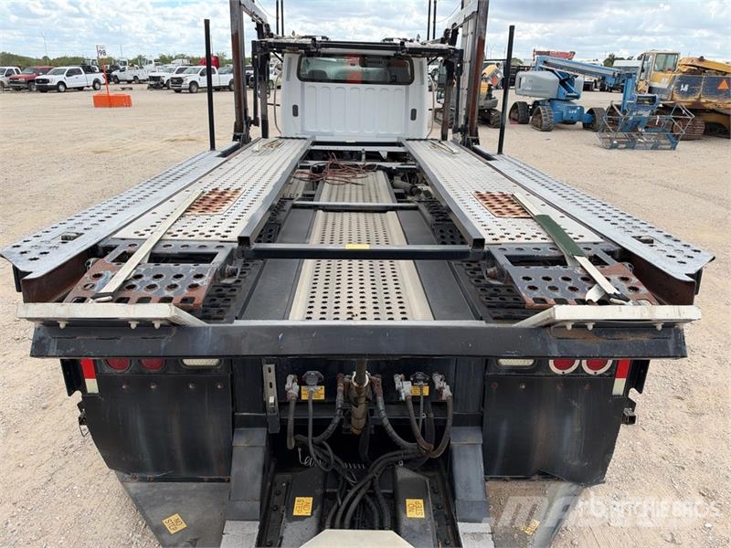 Freightliner 114SD 6x4 6x4 Car Carrier Truck Evakuatori