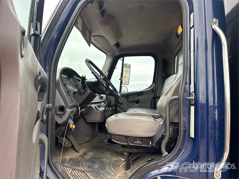 Freightliner 114SD 6x4 Flatbed Truck Kamioni sa otvorenim sandukom