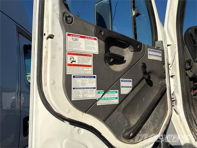 Freightliner 114SD 6x4 Mixer Truck Gruszki do betonu