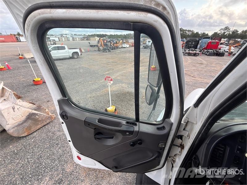 Freightliner 114SD 6x4 Roll-Off Truck Komunalni tovornjaki