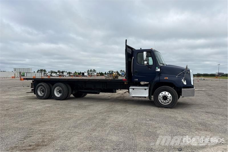 Freightliner 114SD 6x4 Flatbed Truck Kamioni sa otvorenim sandukom