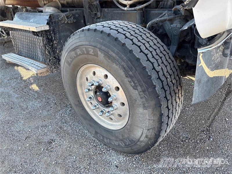 Freightliner 114SD 6x4 Mixer Truck Gruszki do betonu