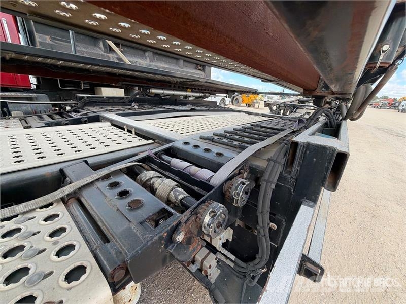 Freightliner 114SD 6x4 6x4 Car Carrier Truck Vehicle transporters
