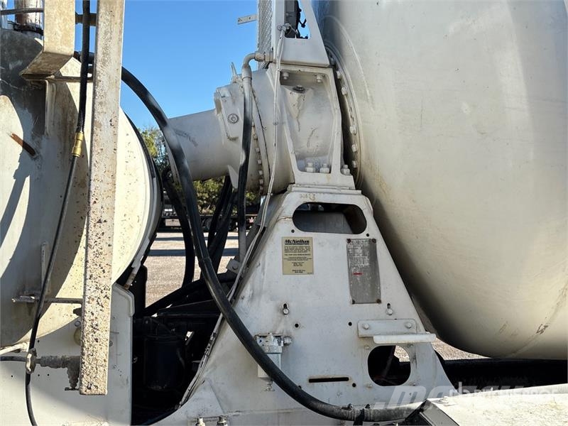 Freightliner 114SD 6x4 Mixer Truck Gruszki do betonu